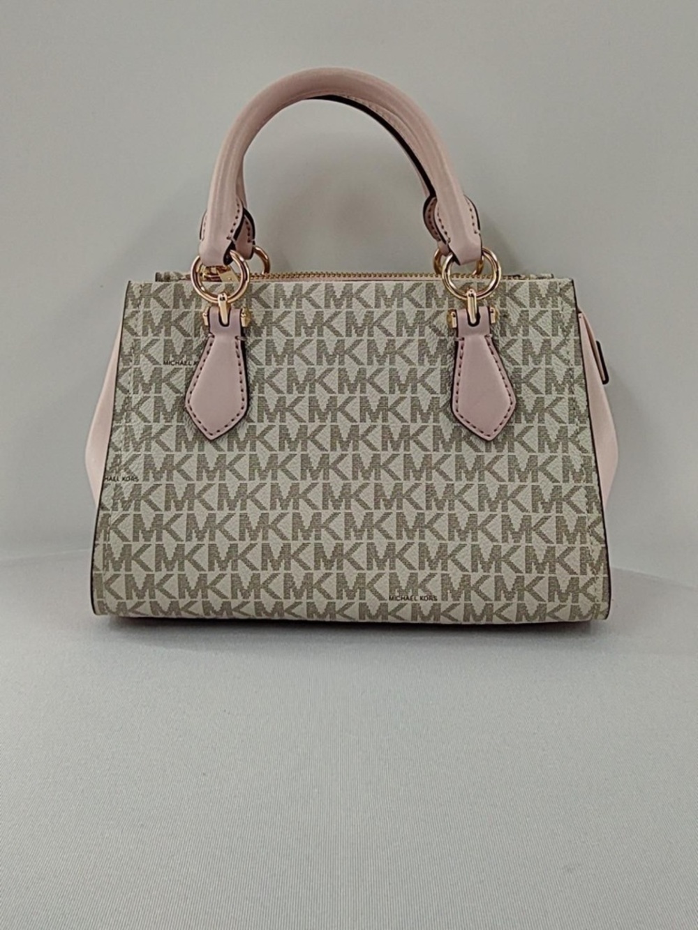 NWT Michael Kors Pink & Vanilla Logo